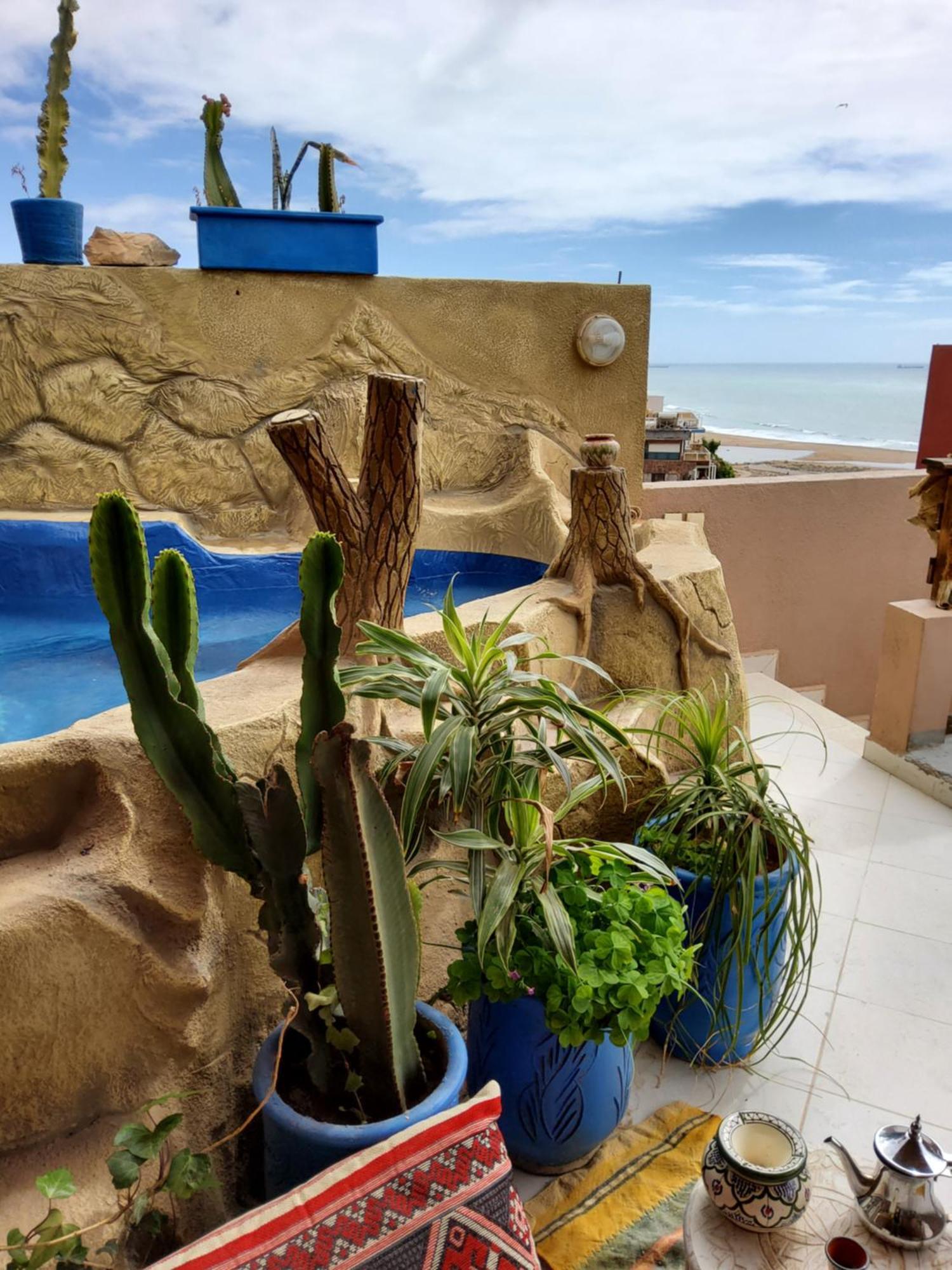 Surf & Salsa Guest House アガディール エクステリア 写真