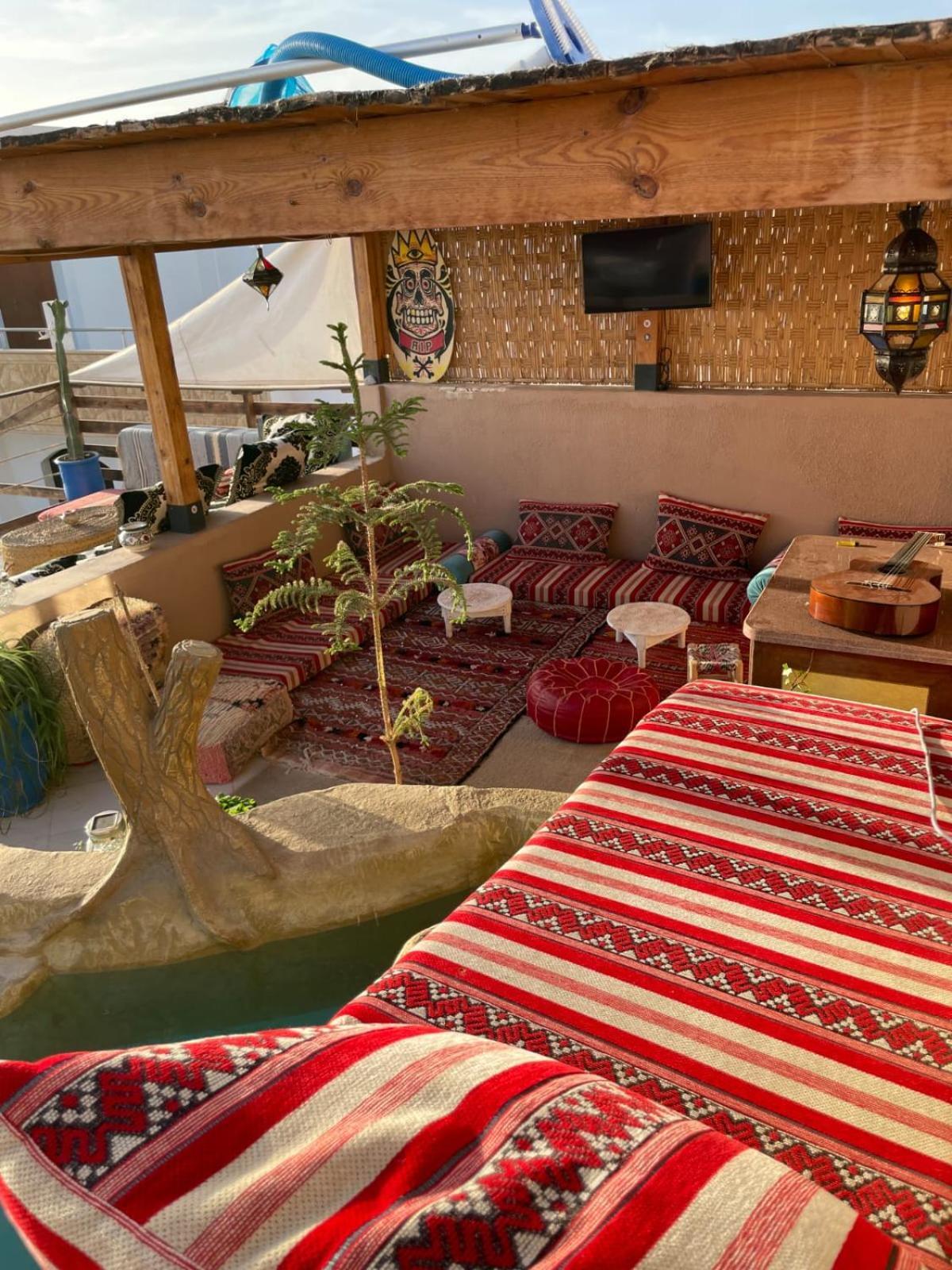 Surf & Salsa Guest House アガディール エクステリア 写真