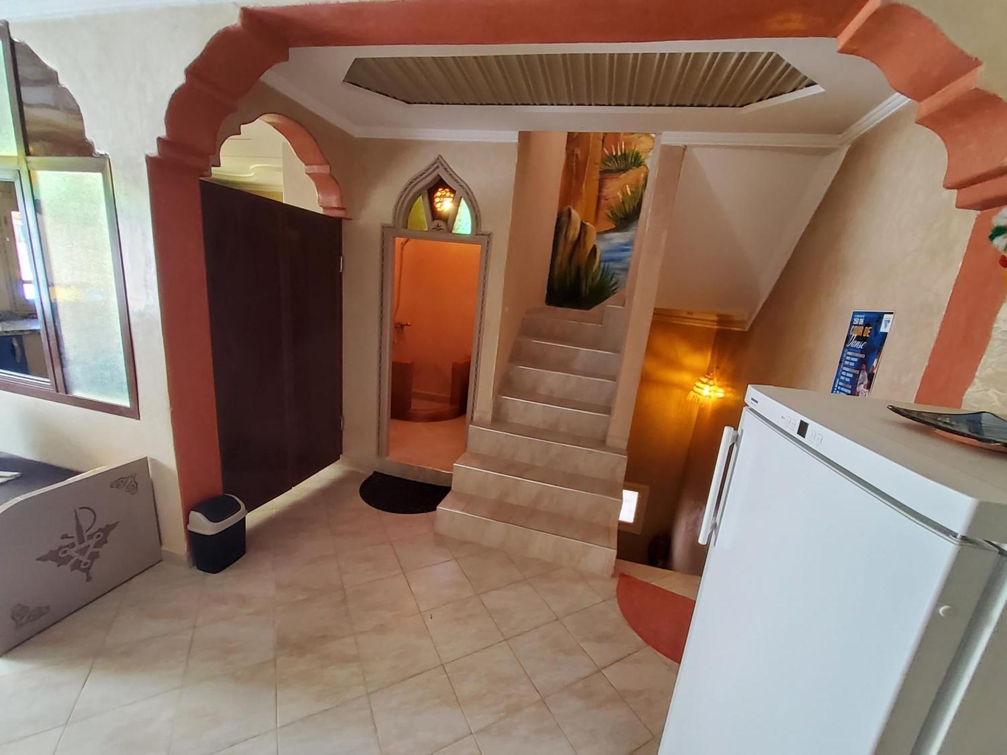 Surf & Salsa Guest House アガディール エクステリア 写真